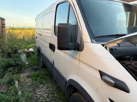 2005 Iveco Daily, белый, 535000 рублей - вид 5