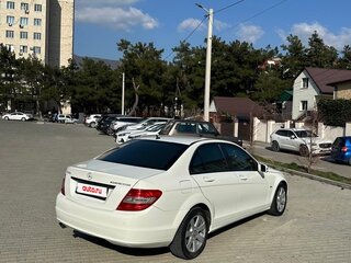 2009 Mercedes-Benz C-Класс 180 5G-TRONIC III (W204), белый, 1050000 рублей, вид 2
