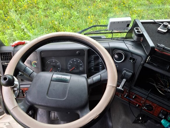 1995 Volvo FH, белый, 800000 рублей - вид 11