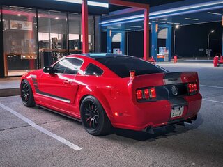 2004 Ford Mustang V, красный, 2500000 рублей, вид 3