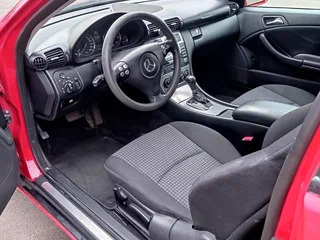 2005 Mercedes-Benz C-Класс 180 II (W203) Рестайлинг, красный, 440000 рублей, вид 5