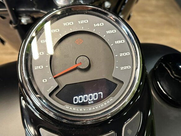 2026 Harley-Davidson Heritage, чёрный, 3250000 рублей - вид 7