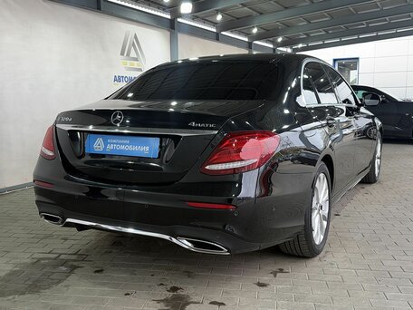 2018 Mercedes-Benz E-Класс 220 d V (W213, S213, C238), чёрный, 2750000 рублей, вид 5
