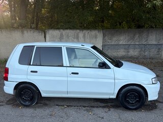 1999 Mazda Demio I (DW), белый, 230000 рублей, вид 3