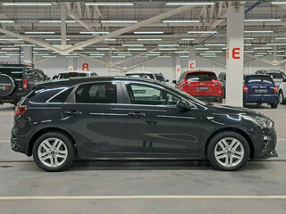 2018 Kia Ceed III, чёрный, 1580000 рублей, вид 4