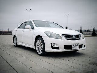 2009 Toyota Crown XIII (S200), белый, 1880000 рублей, вид 4