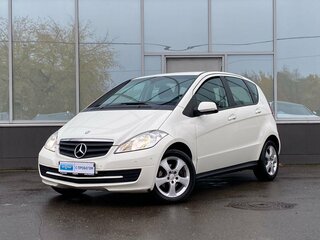 2011 Mercedes-Benz A-Класс 180 II (W169) Рестайлинг, белый, 809000 рублей, вид 1