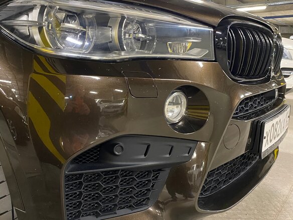 2017 BMW X6 M50d II (F16), коричневый, 4250000 рублей - вид 16