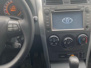 2012 Toyota Corolla X (E140, E150) Рестайлинг, чёрный, 1350000 рублей, вид 3