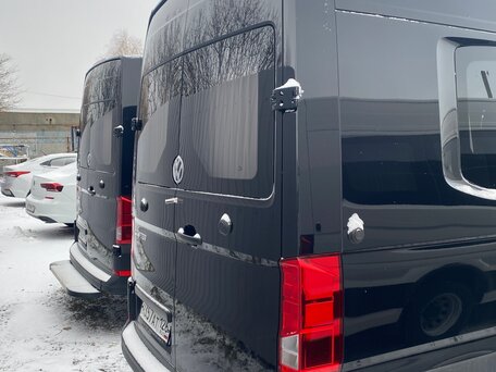 2022 Volkswagen Crafter, чёрный, 12000000 рублей, вид 3