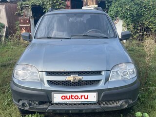 2012 Chevrolet Niva I Рестайлинг, серый, 490000 рублей, вид 2
