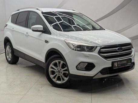 2019 Ford Kuga II Рестайлинг, белый, 1949000 рублей, вид 3