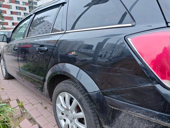 2012 Opel Astra H Рестайлинг, чёрный - вид 14