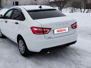 2017 Lada (ВАЗ) Vesta I, белый, 820000 рублей, вид 4