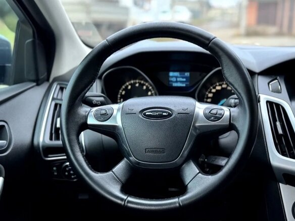 2012 Ford Focus III, серый, 835000 рублей - вид 9