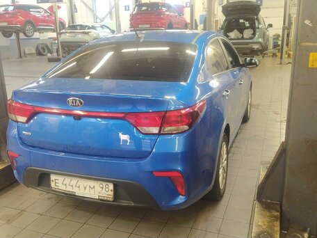 2020 Kia Rio IV Рестайлинг, синий, 1322000 рублей, вид 3