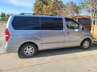 2011 Hyundai Grand Starex I, серый, 1550000 рублей, вид 2