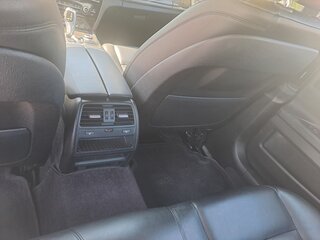 2012 BMW 7 серии 730d V (F01/F02/F04) Рестайлинг, белый, 1840000 рублей, вид 5