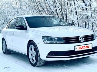 2015 Volkswagen Jetta VI Рестайлинг, белый, 900000 рублей, вид 2