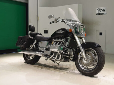 1997 Honda Valkyrie 1500, чёрный, 435000 рублей, вид 2