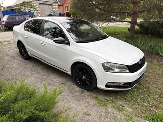 2011 Volkswagen Passat B7, белый, 800000 рублей, вид 3