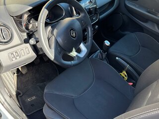 2019 Renault Clio IV Рестайлинг, белый, 880000 рублей, вид 5