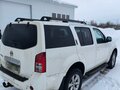 2011 Nissan Pathfinder III Рестайлинг, белый - вид 3