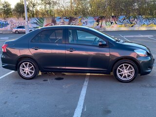 2008 Toyota Yaris II, серый, 650000 рублей, вид 4