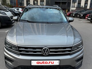 2019 Volkswagen Tiguan II, серый, 2800000 рублей, вид 2