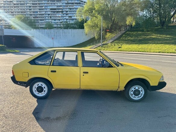 1999 Москвич Святогор 214100, жёлтый, 110000 рублей - вид 6