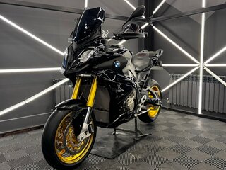 2017 BMW S 1000 XR, чёрный, 1200000 рублей, вид 1