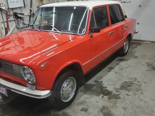 1977 Lada (ВАЗ) 21011, красный, 200000 рублей, вид 2