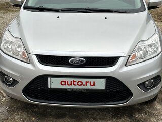 2011 Ford Focus II Рестайлинг, серебристый, 760000 рублей, вид 2
