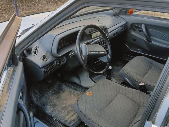 2004 Lada (ВАЗ) 2115, серебристый, 90000 рублей - вид 6