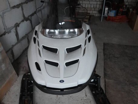 2012 Polaris Widetrak LX, белый, 1000000 рублей, вид 3