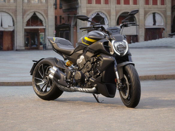 2025 Ducati Diavel V4, чёрный, 3350000 рублей - вид 8
