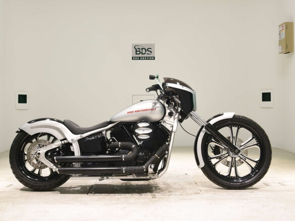 2005 Yamaha XVS1100, серый, 600000 рублей