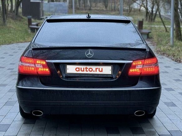 2009 Mercedes-Benz E-Класс 350 IV (W212, S212, C207), чёрный, 1310000 рублей - вид 9
