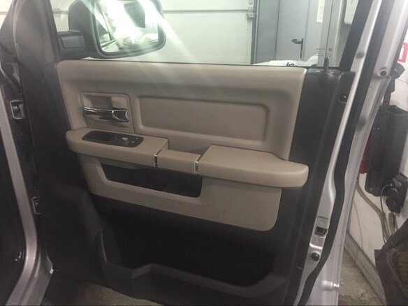 2011 Dodge RAM IV (DS/DJ), серебристый - вид 16