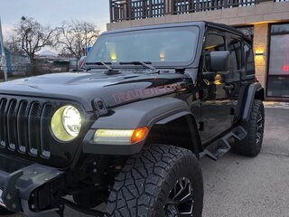 2019 Jeep Wrangler IV (JL), чёрный, 5600000 рублей, вид 4