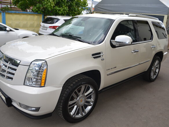 2012 Cadillac Escalade III, белый