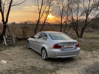 2008 BMW 3 серии 325i V (E90/E91/E92/E93), серебристый, 1000000 рублей, вид 3