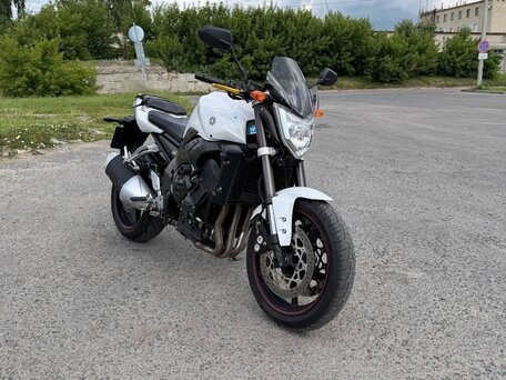2008 Yamaha FZ1, белый, 550000 рублей, вид 1