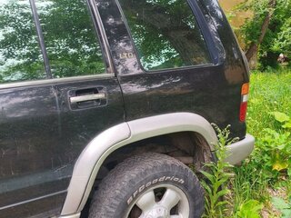 2002 Isuzu Trooper II, чёрный, 600000 рублей, вид 2