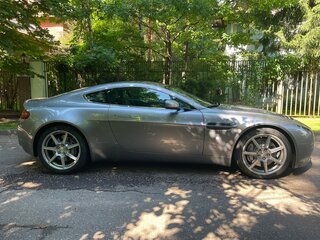 2008 Aston Martin V8 Vantage III, серебристый, 10000000 рублей, вид 3