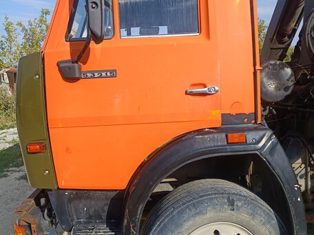 2006 КамАЗ 5511, оранжевый, 2700000 рублей, вид 2