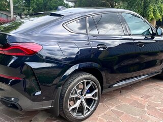 2020 BMW X6 40d III (G06), чёрный, 9200000 рублей, вид 4