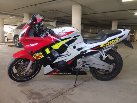 1996 Honda CBR 600F, красный, 290000 рублей, вид 2