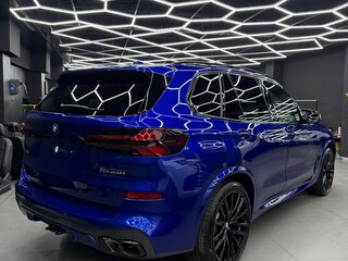 2025 BMW X5 M60i IV (G05/G18) Рестайлинг, синий, 15500000 рублей, вид 3