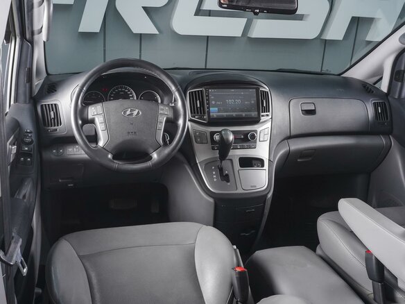 2019 Hyundai Grand Starex I Рестайлинг 2, белый, 3850000 рублей - вид 5